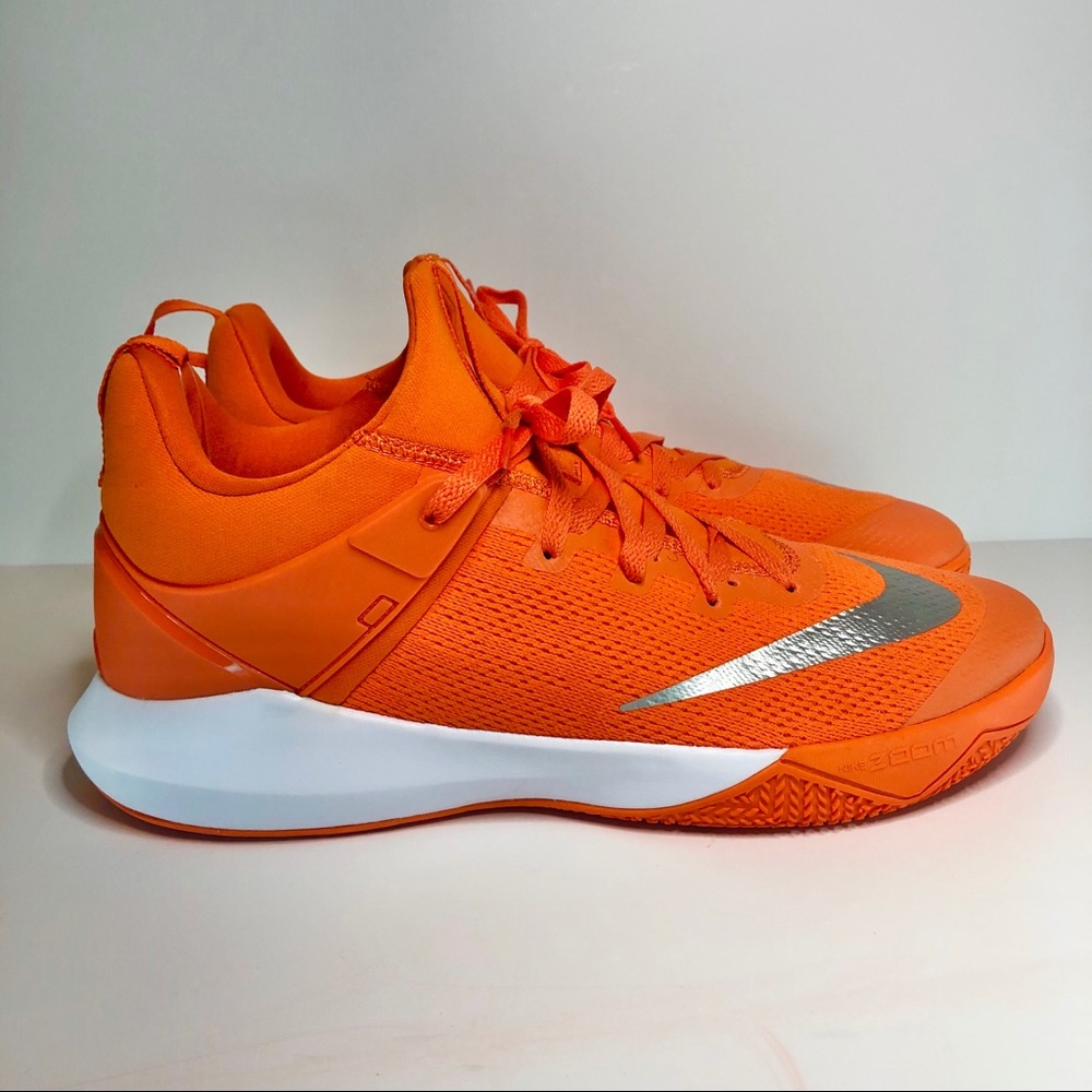 ❌️SOLD❌️ Men’s Nike Zoom Shift TB Promo Orange Size 13.5